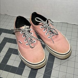 Vans Doheny pink Blush Canvas Sneakers with Checkered Laces
